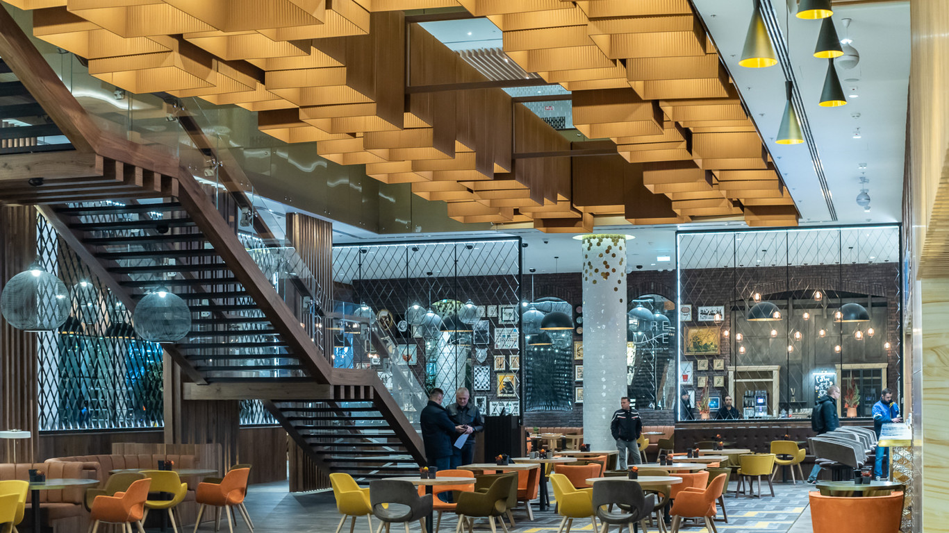 Глянец и свет: масштабное остекление атриума NAYADA для БЦ «Новион» в составе Radisson Blu Олимпийский – фото №5