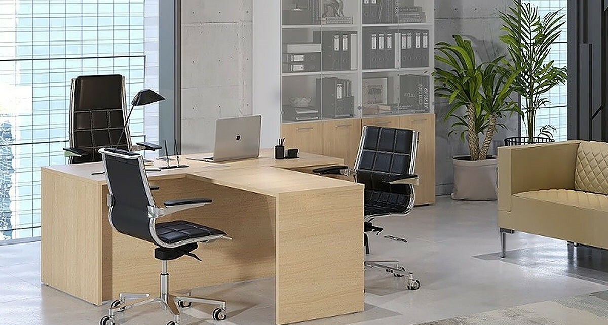 Кабинет руководителя LAVORO на опорах-панелях – фото №2