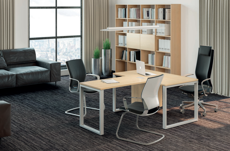 Кабинет руководителя LAVORO на опорах-панелях – фото №1