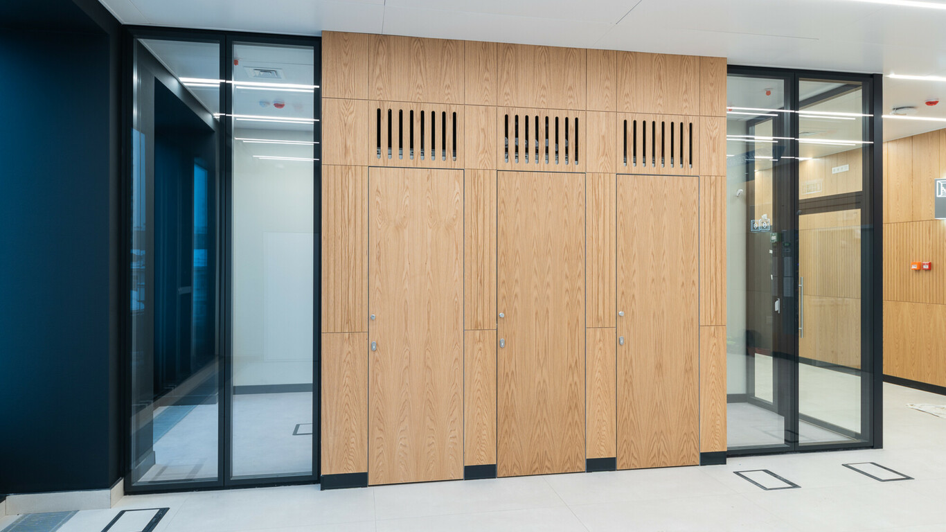 Nayada поставила встроенные шкафы в МГТУ им. Баумана – фото №6